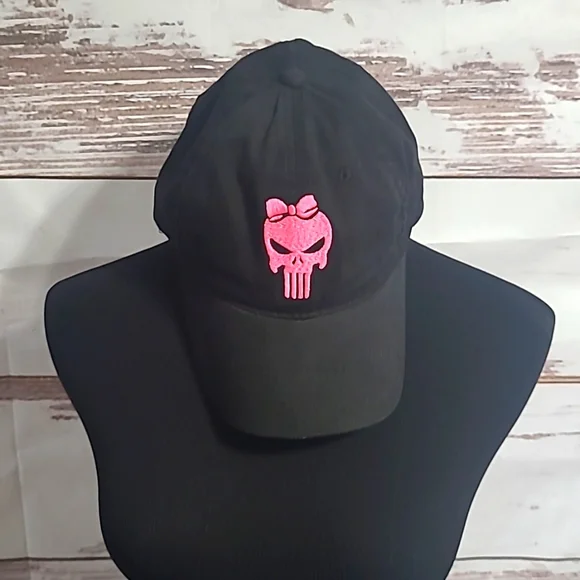 Skull with Bow cap - Picture 1 of 4